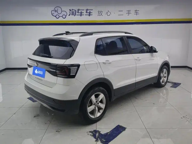Volkswagen T-Cross — Фото автомобиля 3
