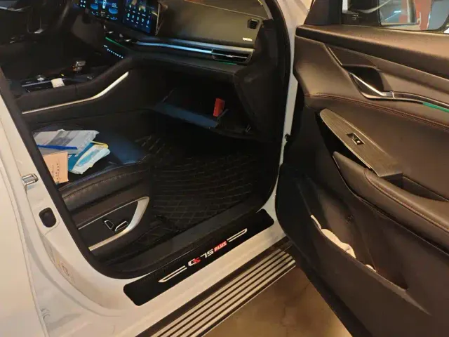 Changan CS75 Plus — Фото автомобиля 8