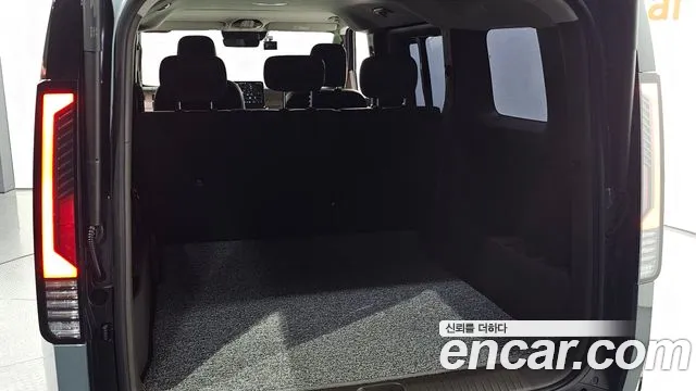 Kia PV5 — Фото автомобиля 25