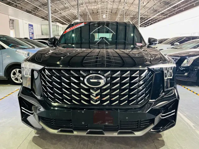 GAC Trumpchi GS8 — Фото автомобиля 2