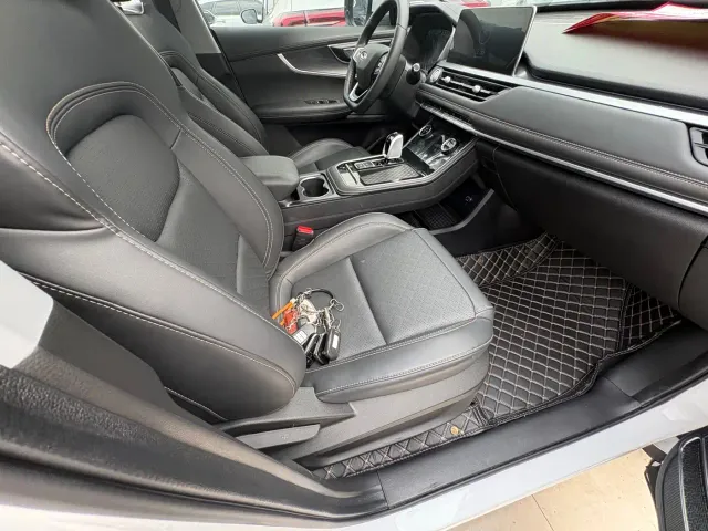 Chery Tiggo 8 — Фото автомобиля 10