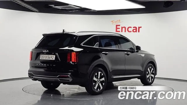 Kia Sorento Sorento 4-е поколение Бензин 2.5T 2WD — Фото автомобиля 2