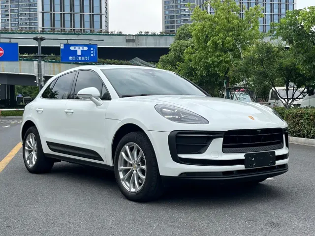 Porsche Macan — Фото автомобиля 3