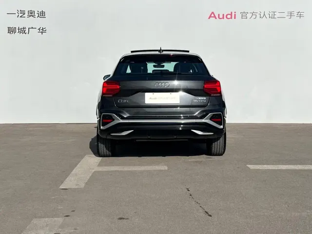 Audi Q2L — Фото автомобиля 5