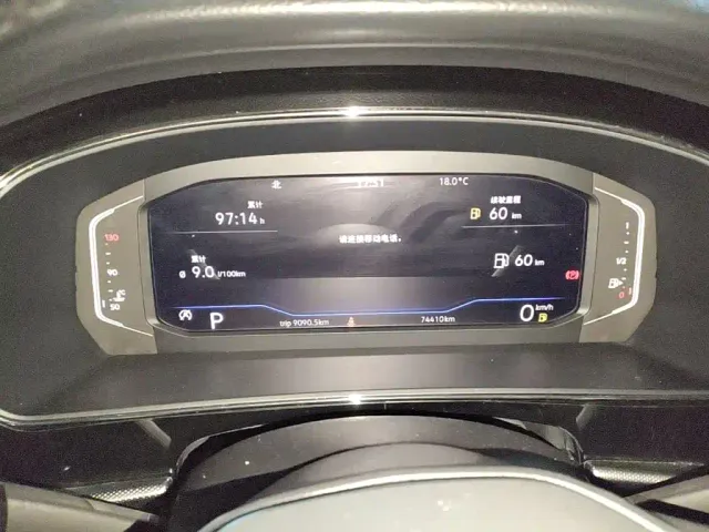 Volkswagen Passat — Фото автомобиля 11