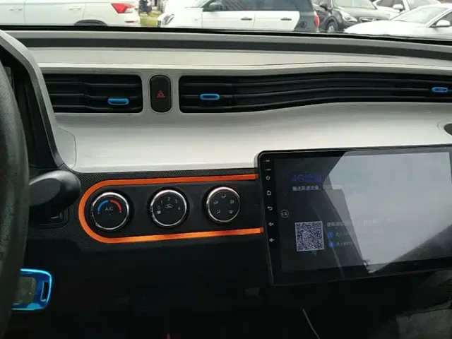 Wuling Hongguang Mini EV — Фото автомобиля 12