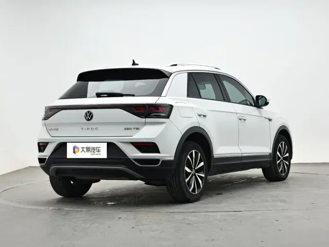 Volkswagen T-Roc — Фото автомобиля 16