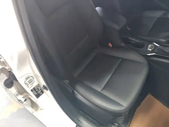 Toyota Corolla — Фото автомобиля 24
