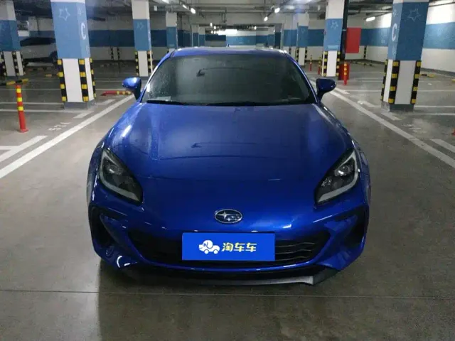 Subaru BRZ — Фото автомобиля 2