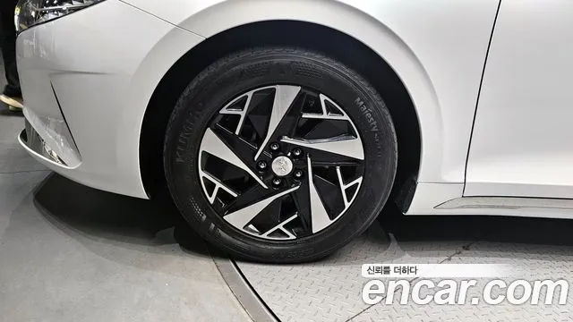 Hyundai Grandeur — Фото автомобиля 5