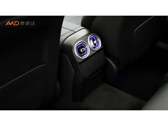 Mercedes-Benz C-Class — Фото автомобиля 9