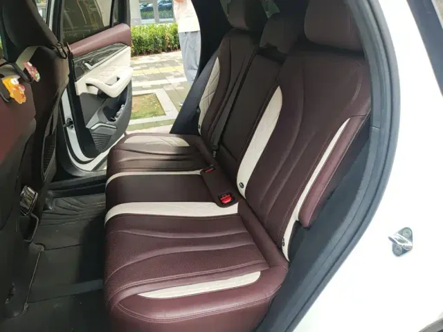 Geely Xingyue L 2021 2.0TD DCT EVO FWD Intelligent Premium Edition — Фото автомобиля 13