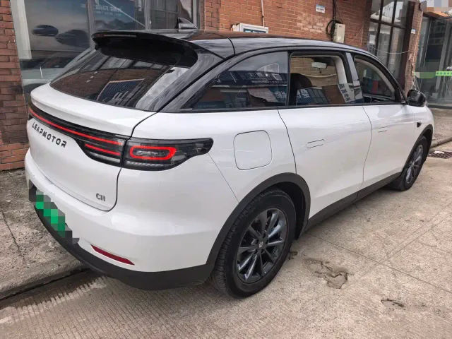 Leapmotor C11 — Фото автомобиля 9