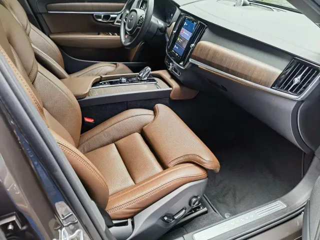 Volvo S90 — Фото автомобиля 20