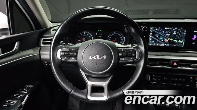 Kia K5 K5 3 поколение 2.0 LPI(Для проката) — Фото автомобиля 13