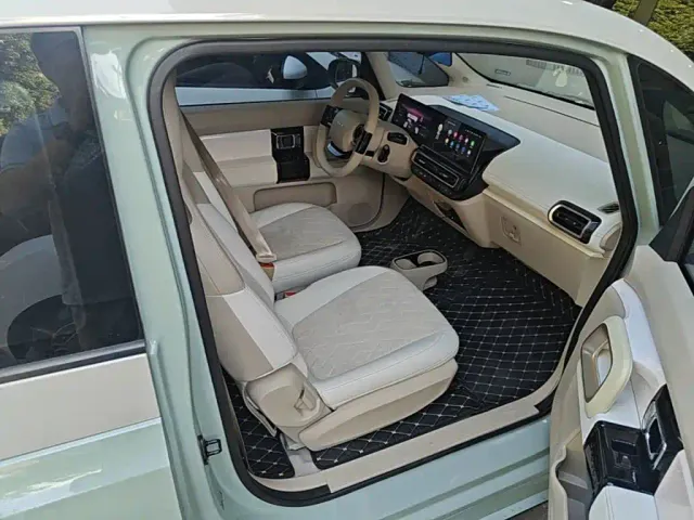 Baojun KiWi EV — Фото автомобиля 24