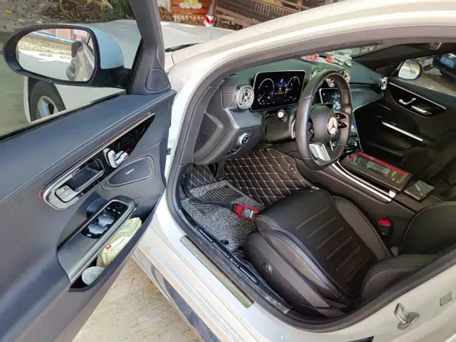 Mercedes-Benz C-Class — Фото автомобиля 15