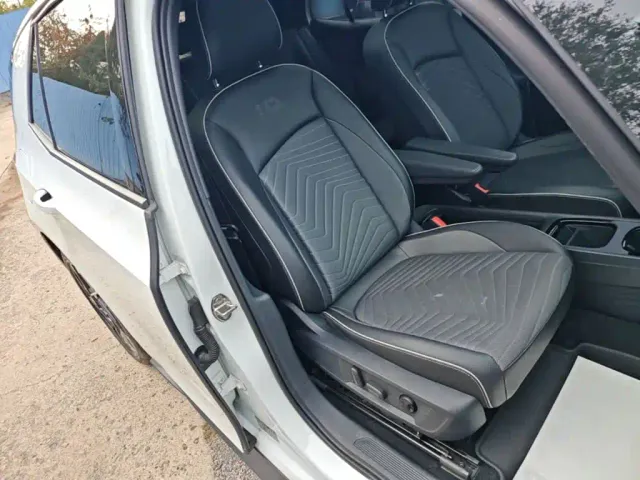 Volkswagen ID.3 — Фото автомобиля 24