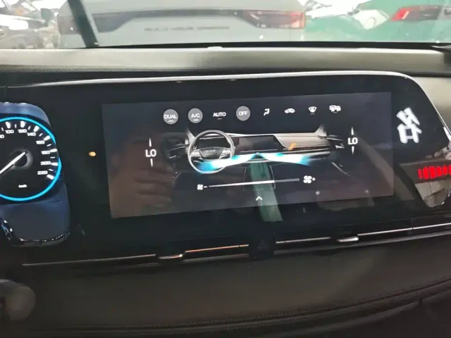 GAC Aion S — Фото автомобиля 12