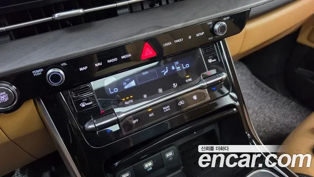 Kia Canival Carnival 4 поколение Бензин 9 мест Signature — Фото автомобиля 29