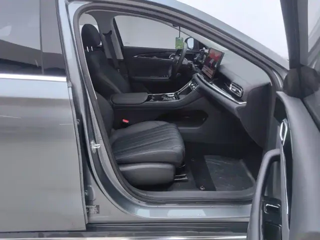 Geely Galaxy Stellar 6 — Фото автомобиля 8