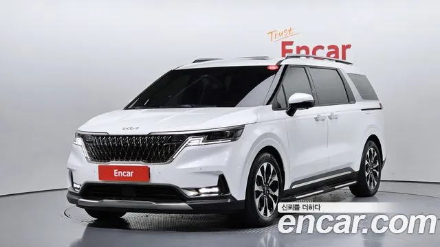 Фотография автомобиля — Kia Carnival Generation 4