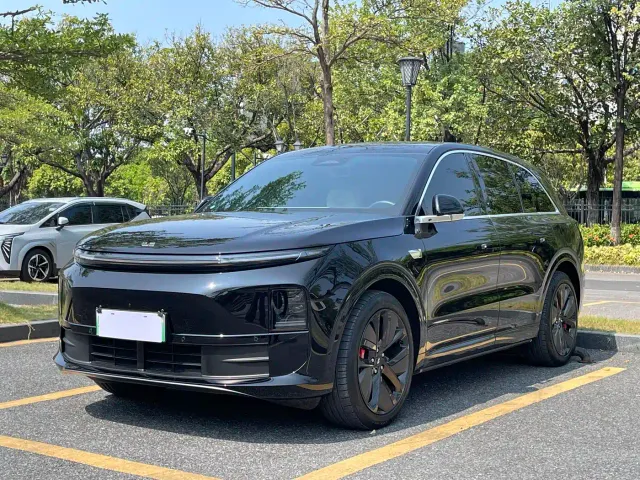 Фотография автомобиля — Li Auto L6