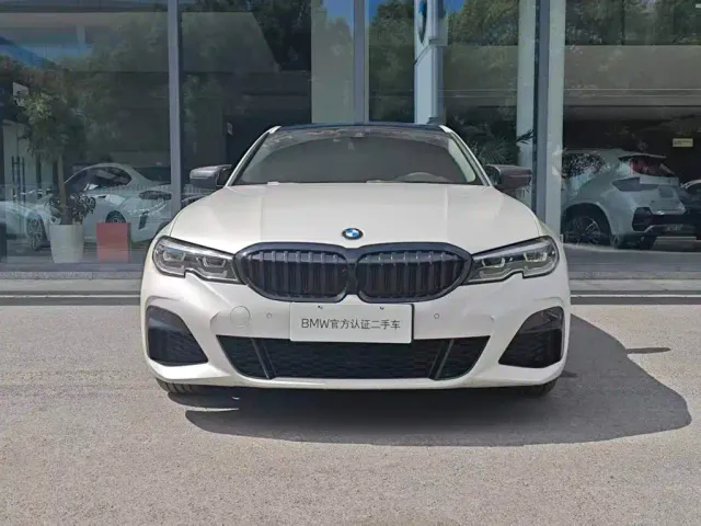 BMW 3 Series — Фото автомобиля 3