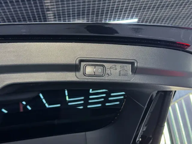 Ford Explorer — Фото автомобиля 19