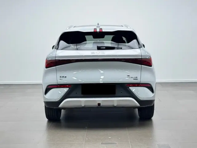 BYD Yuan PLUS — Фото автомобиля 6