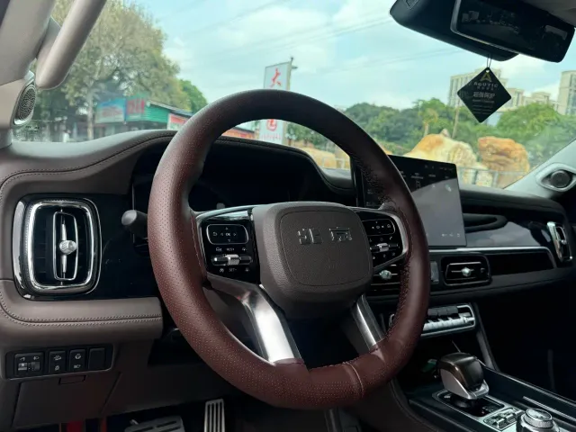 BAIC BJ60 — Фото автомобиля 6
