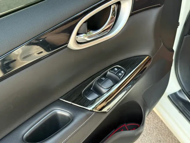 Nissan Sylphy — Фото автомобиля 21