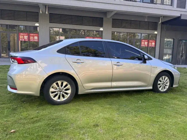 Toyota Corolla — Фото автомобиля 9