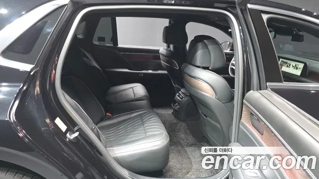 Genesis G90 Бензин 3.5 турбо AWD — Фото автомобиля 5