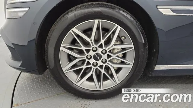 Genesis G80 Бензин 2.5 турбо 2WD — Фото автомобиля 5
