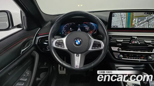 BMW 5 Series G30 — Фото автомобиля 13