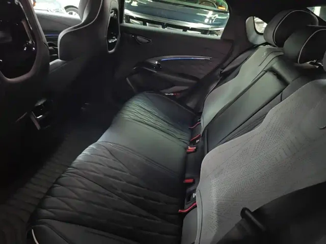 BYD Seal — Фото автомобиля 16