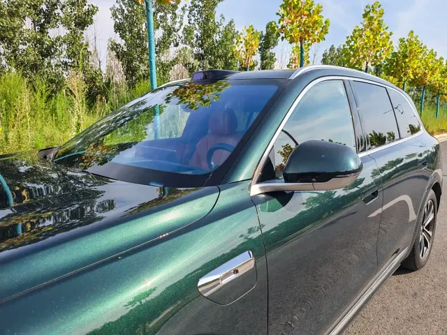 Aito M7 — Фото автомобиля 10