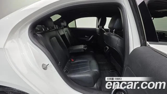 Mercedes-Benz A-Class — Фото автомобиля 19