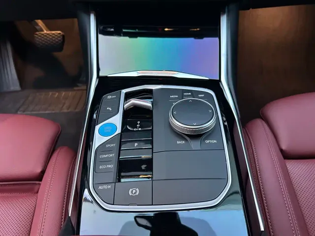 BMW i3 — Фото автомобиля 14