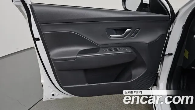 Hyundai Kona SX2 — Фото автомобиля 13