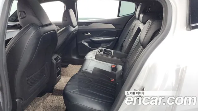 Peugeot 408 — Фото автомобиля 11