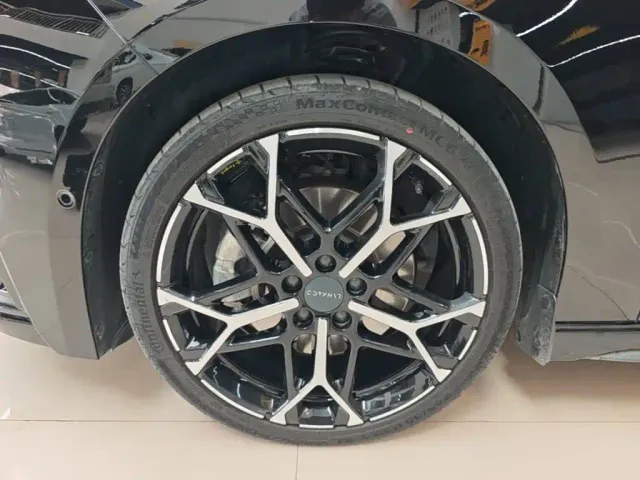 Lynk & Co 03 — Фото автомобиля 22