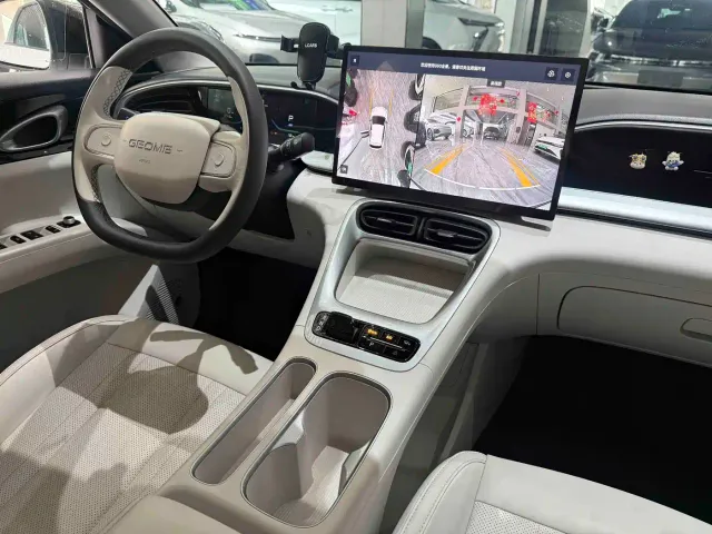 Geely Starry Wish — Фото автомобиля 15