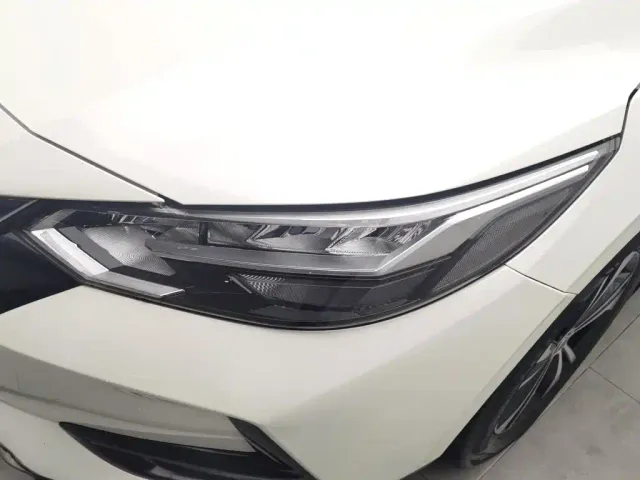 Nissan Sylphy — Фото автомобиля 7