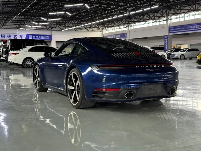 Porsche 911 — Фото автомобиля 19