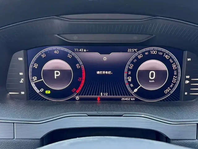 Skoda Superb — Фото автомобиля 25