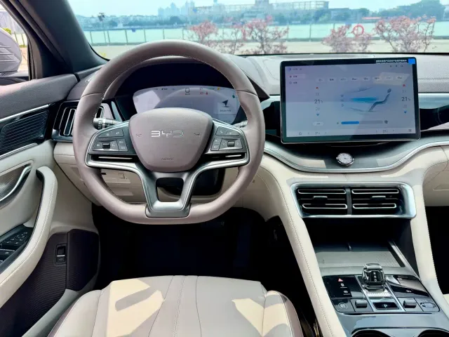 BYD Song PLUS PHEV 2025 EV 520km Luxury — Фото автомобиля 11