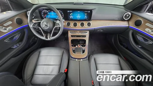 Mercedes-Benz E-Class — Фото автомобиля 7