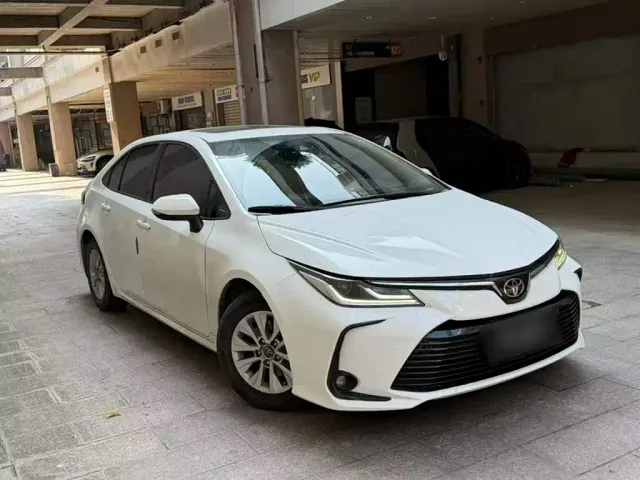 Toyota Corolla — Фото автомобиля 24
